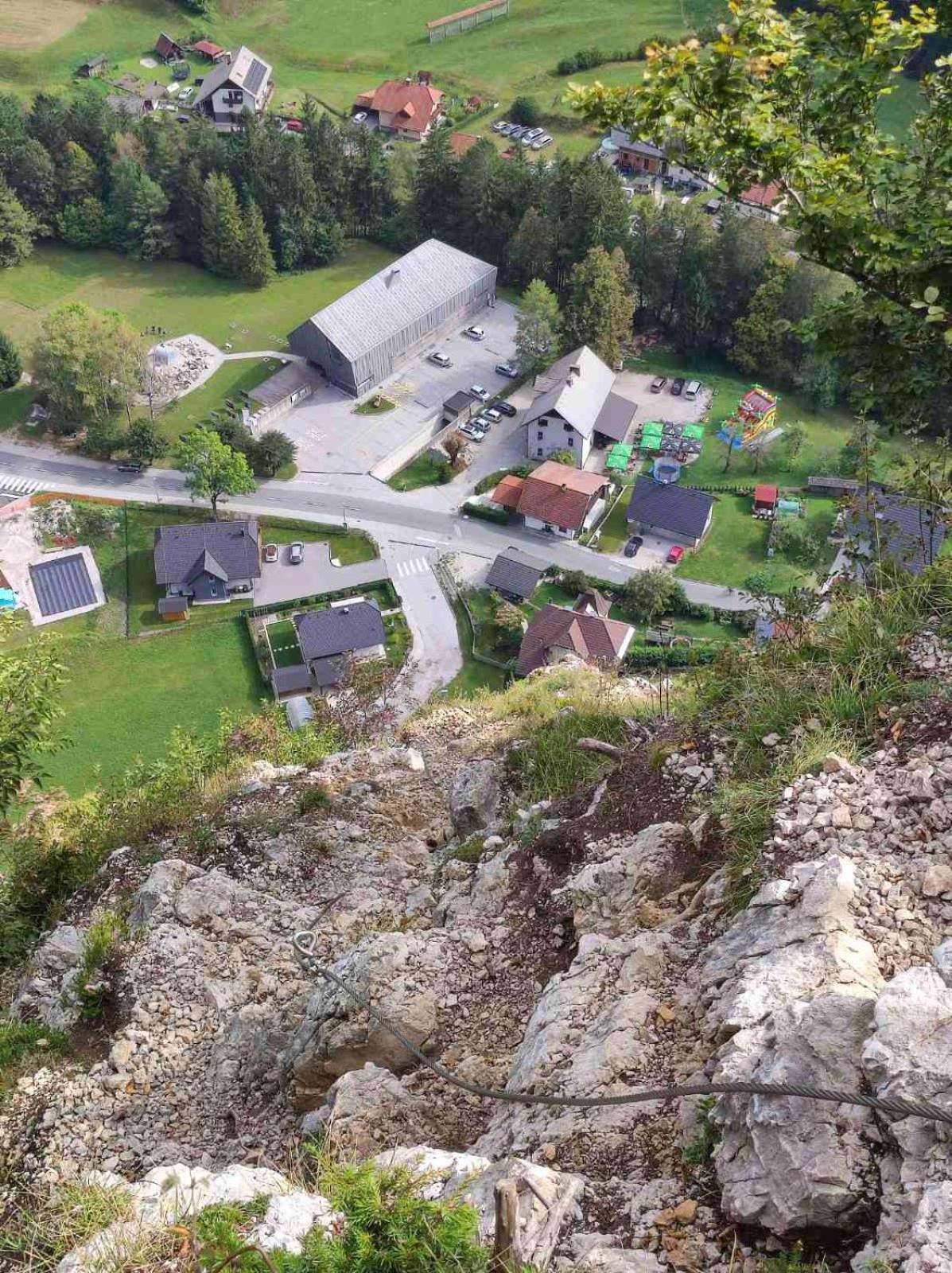 Hostel In Picerija Spajza Mojstrana Bagian luar foto